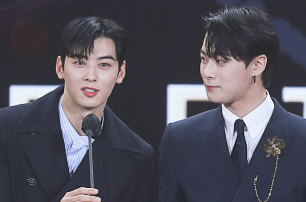 韓國最新頒獎禮大翻車！明星臉腫妝濃造型醜，韓網熱帖都在吐槽