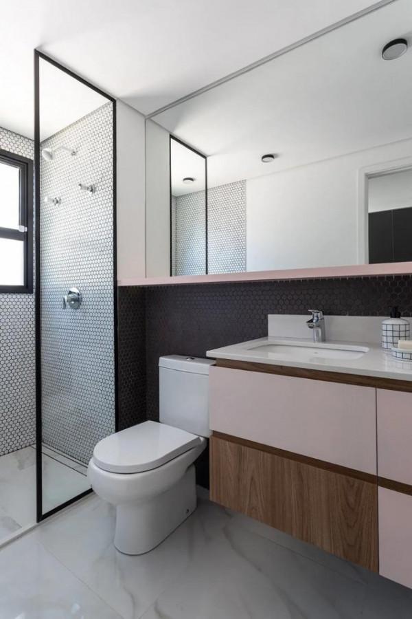 住一樓不好那是你沒看120㎡三居室,將整面落地窗引光入室 住一樓不好那是你沒看120㎡三居室,將整面落地窗引光入室