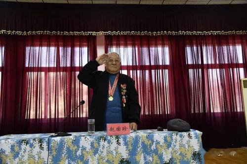 用血肉之軀組成“炸不斷的陣地聯絡線”——趙國珍