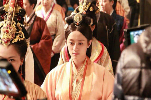 《羋月傳》開拍,Baby角色被換,導演怒懟鄧超,我喜歡孫儷 《羋月傳》開拍,Baby角色被換,導演怒懟鄧超,我喜歡孫儷