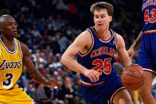 提到九十年代除了喬丹就是奧拉朱旺，其實這些人也是超級球星