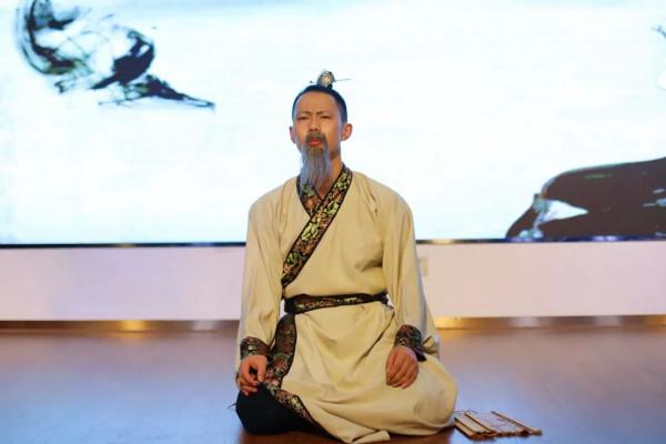 宜昌旅行最不容錯過:夜遊長江,翻越葛洲壩,現實版的水漲船高 宜昌旅行最不容錯過:夜遊長江,翻越葛洲壩,現實版的水漲船高