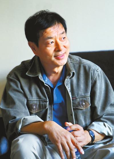 孝順的濮存昕：悉心照顧病母和弟弟的遺孀，成父親最大的驕傲