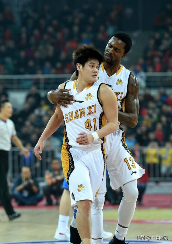 打籃球不靠身高！CBA不可思議的小個子