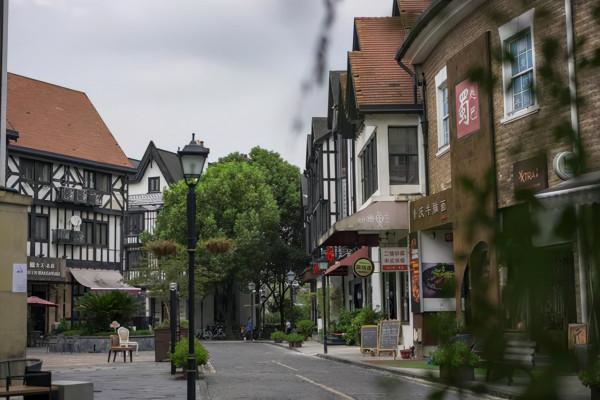 不是景區住宅小區，快二十年了，還有很多人來打卡