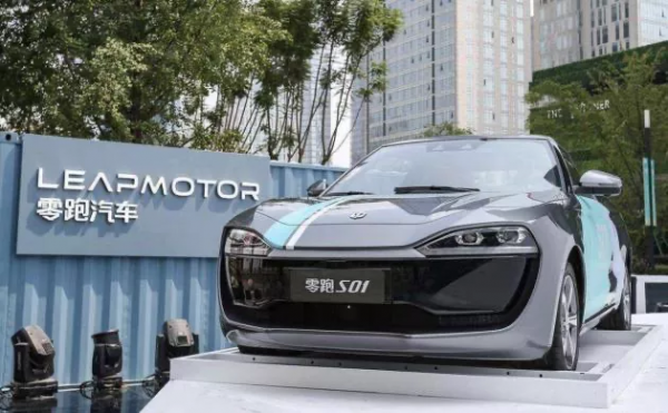 戴姆勒與比亞迪籤協議、國軒高科收穫鐵鋰大單、小鵬引入中航鋰電 戴姆勒與比亞迪籤協議、國軒高科收穫鐵鋰大單、小鵬引入中航鋰電