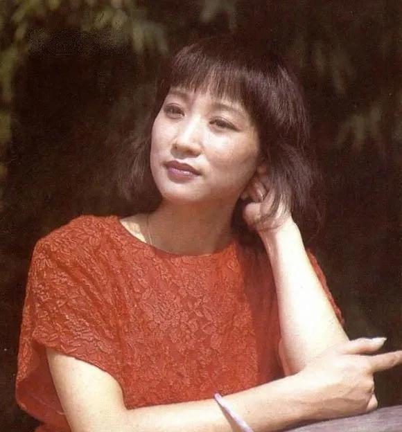 成名於《誰是第三者》的80年代影后李克純,感情經歷起伏波瀾 成名於《誰是第三者》的80年代影后李克純,感情經歷起伏波瀾