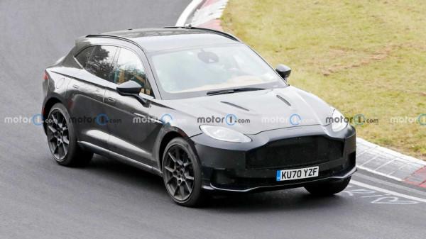 “只是”V8?阿斯頓·馬丁DBX高效能版本諜照 “只是”V8?阿斯頓·馬丁DBX高效能版本諜照