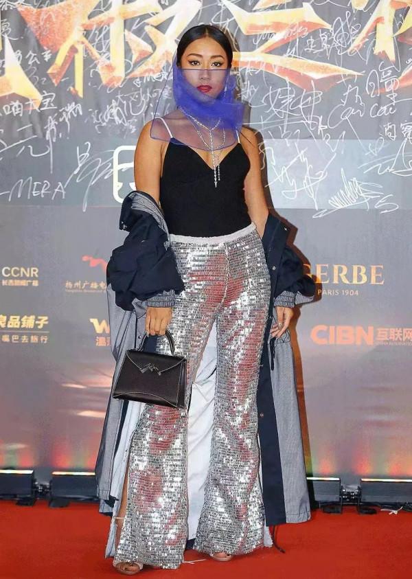 在百花叢中，選出了7位候選人，盤點她們整一年的紅毯造型