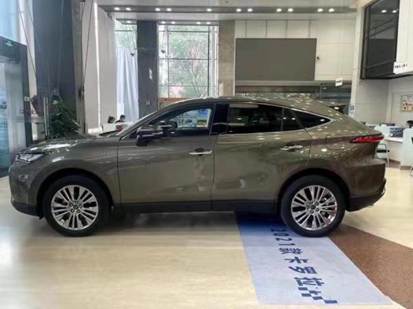 配懸浮式中控屏,一汽豐田凌放HARRIER內飾曝光,或將再成爆款 配懸浮式中控屏,一汽豐田凌放HARRIER內飾曝光,或將再成爆款