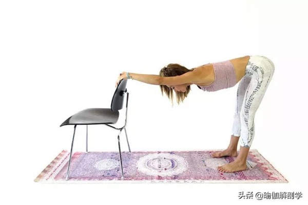 解鎖瑜伽輪式並不難，先將這套序列練上半個月