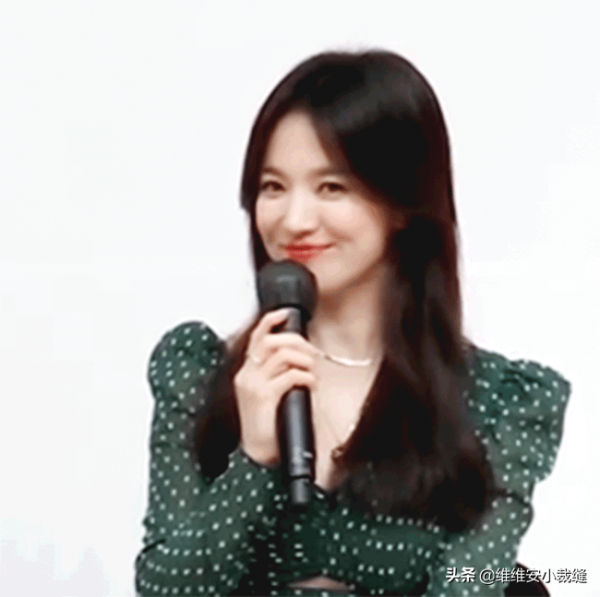 宋慧喬迴歸的顏值絕了，40歲憑零毛孔肌膚登上熱搜，美得不像話