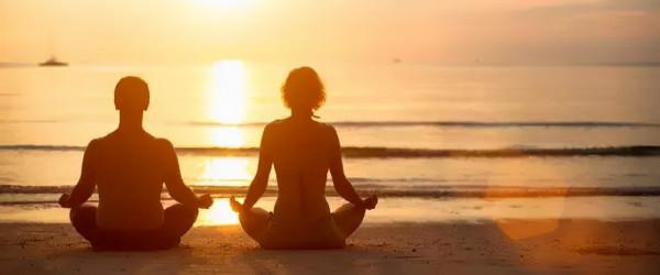 練瑜伽的時候眼睛應該看向哪裡? 練瑜伽的時候眼睛應該看向哪裡?