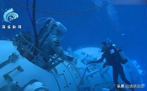 不經一次徹骨寒，哪來怒發對紅顏，王亞平水下訓練照初次曝光