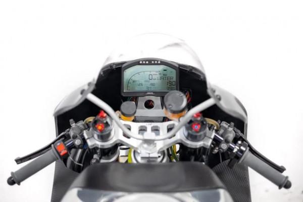 雙轉子發動機摩托車CR700W，升功率比強過MotoGP賽車