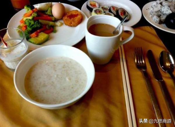 一家剛開業的早餐店，巧妙運用“爆品”思維，最終收款27萬