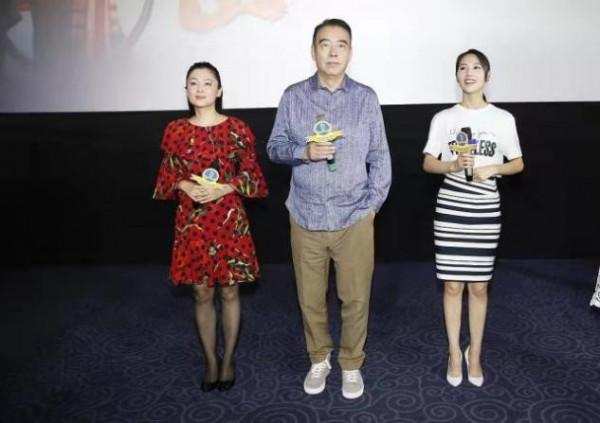 陳紅罕見扮嫩卻翻車，穿荷葉邊紅裙好臃腫，和女神氣質太不搭調