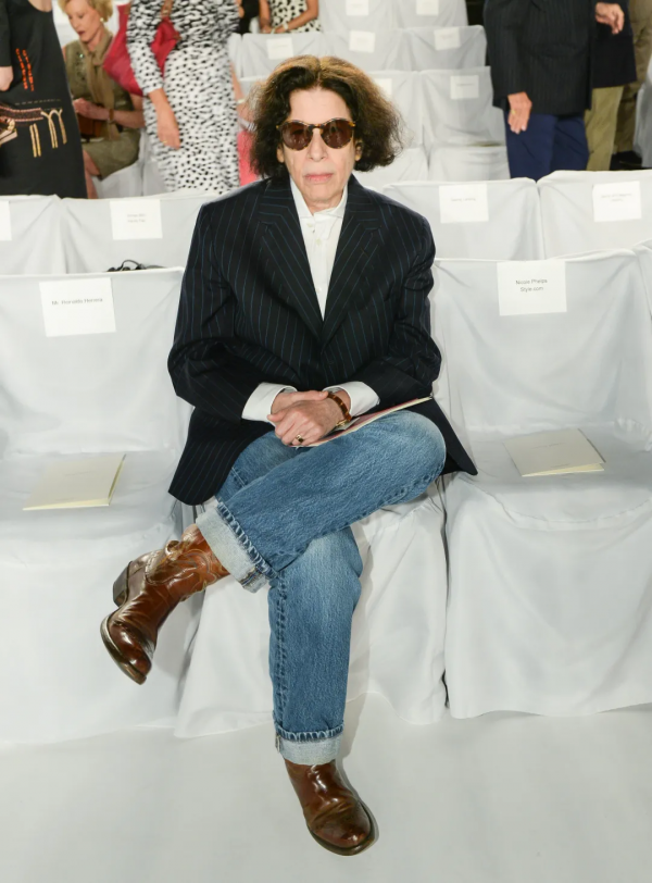 誰說女知識分子不時髦?會寫字的女人,穿得好更好看 誰說女知識分子不時髦?會寫字的女人,穿得好更好看