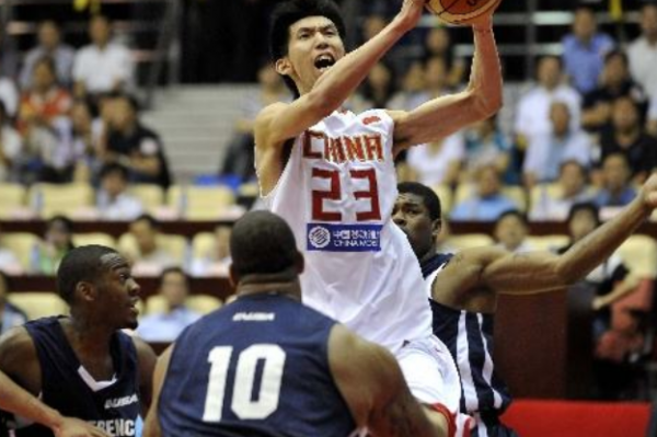 中國加內特張凱，13歲身高超1米9，國王隊丟擲橄欖枝