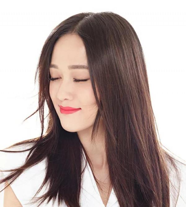 幹練女神陳喬恩：嬌美可人