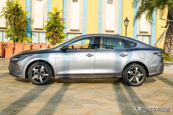 新車｜全新設計，用顏色呈現年輕化，比亞迪驅逐艦05內飾釋出