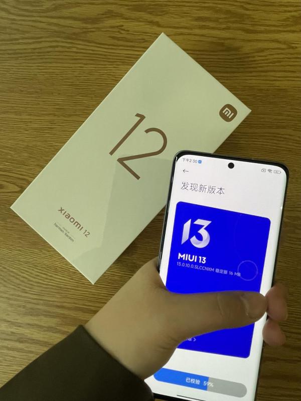 XIAOMI 12已經上手3天了，簡單分享一下個人使用體驗，以及優缺點
