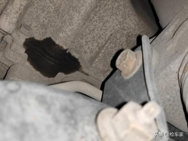 車商不敢收,車主心頭肉,兩萬塊買臺十五年的美系豪車值不值? 車商不敢收,車主心頭肉,兩萬塊買臺十五年的美系豪車值不值?