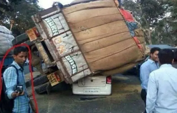 印度阿三有多奇葩？來看印度式不要命的自拍