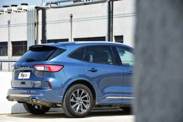 效能有取捨 選購按需求——福特銳際插電混動