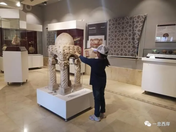 去傑里科的希沙姆宮遺址，看看世界現存最大面積的馬賽克地面