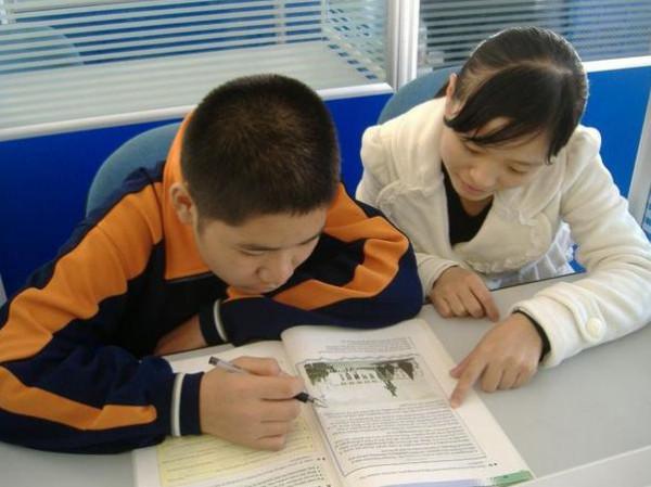 養一個娃成本有多高？養娃成本排名前十的城市，真的是“吞金獸”