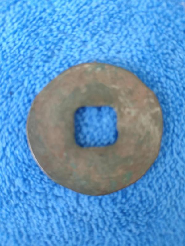 三枚古錢透射著三個女人不同時期的無限權欲