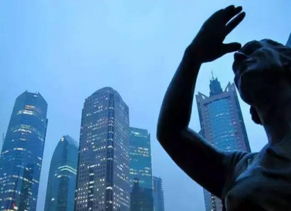 到處是房價下跌的訊息，為什麼炒房客還不降價拋房？