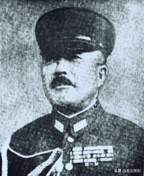 日本戰犯的後代，有的否認罪行，為軍國主義招魂，有的進入娛樂圈