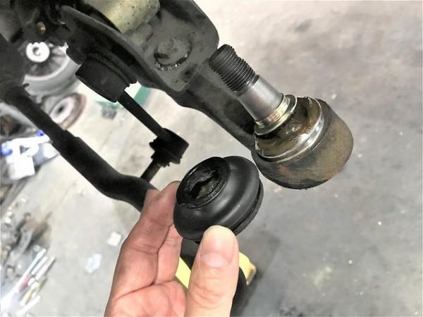 汽車N年後底盤會發出各種異響，如何透過低成本來維護懸掛的效能