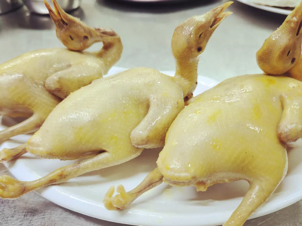 南海有家老字號農莊！人均40+嘆炭爐雞煲蟹、紅燜黑山羊