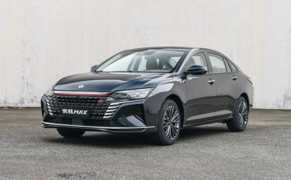 購車預算在15萬元左右？吉利星瑞、現代名圖、奕炫MAX價效比高