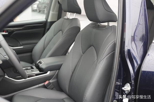 6月25日將上市 內外煥新,搭載2.5L混動系統,全新漢蘭達到店實拍 6月25日將上市 內外煥新,搭載2.5L混動系統,全新漢蘭達到店實拍