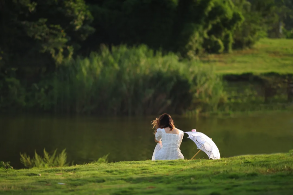 放低自己，放空自己，放過自己