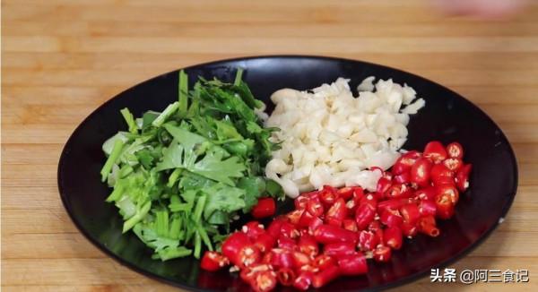 吃了幾十年的蘸料，還是這樣做最解饞，實在太香了，蘸啥都好吃