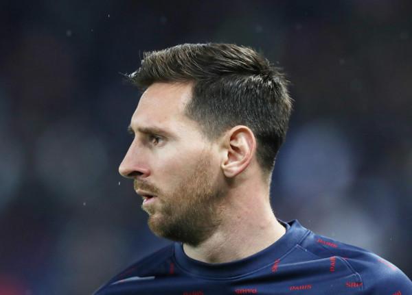 足球——法甲：巴黎聖日耳曼勝里昂