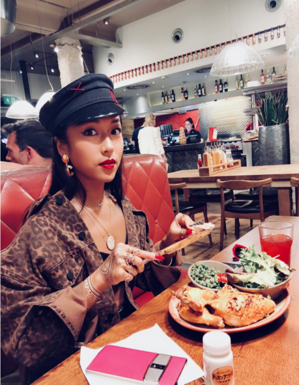 裝窮,插足別人感情,賣慘,是娛樂圈讓吉克雋逸變矯情了嗎? 裝窮,插足別人感情,賣慘,是娛樂圈讓吉克雋逸變矯情了嗎?