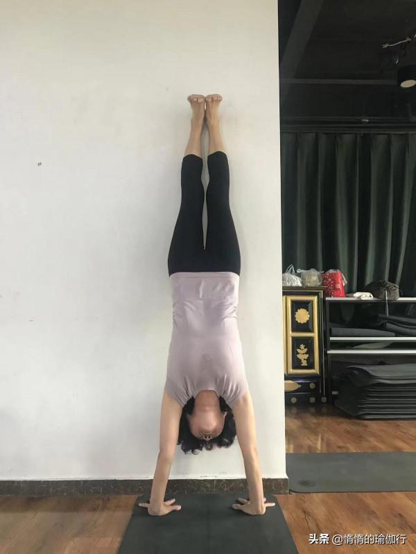 遭遇更年期綜合症，瑜伽6年後，她竟然年輕了10歲