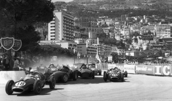 新加坡奇案:未婚妻潛水沒了動靜,他拽出海面的卻只有一根繩子 新加坡奇案:未婚妻潛水沒了動靜,他拽出海面的卻只有一根繩子