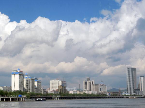 到底發生了什麼，二手房為什麼降價也賣不掉？內行給出3點分析