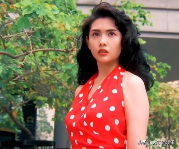 牙齒醜，也不影響成為美人的8大女星，現代人為何不能容忍瑕疵了