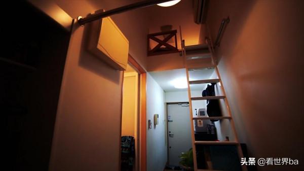 女孩蝸居在8平方米公寓裡，生活設施一應俱全，月租3800貴嗎？