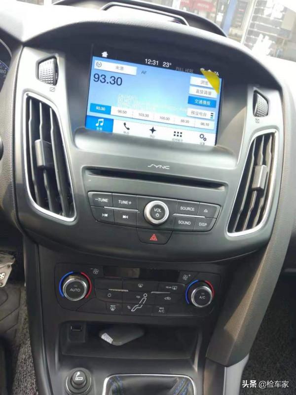 拳打高爾夫R，腳踢賓士A45，這臺小鋼炮買回來不能上路？