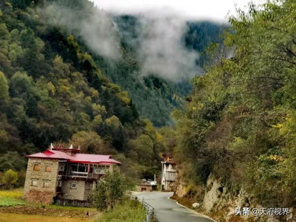 西行藏區9 熱情的甲居藏寨 一言難盡的黨嶺旅遊 西行藏區9 熱情的甲居藏寨 一言難盡的黨嶺旅遊