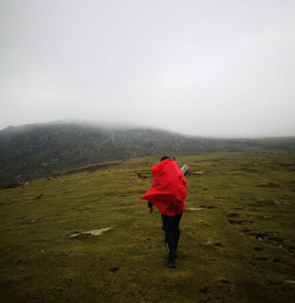 徒步五臺山，大霧中前行，風雲變幻，有計劃去的帶好裝備